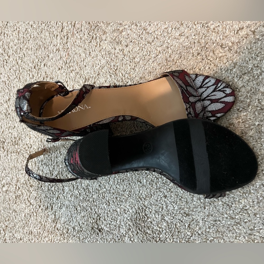 Merona Heels - Picture 2 of 2